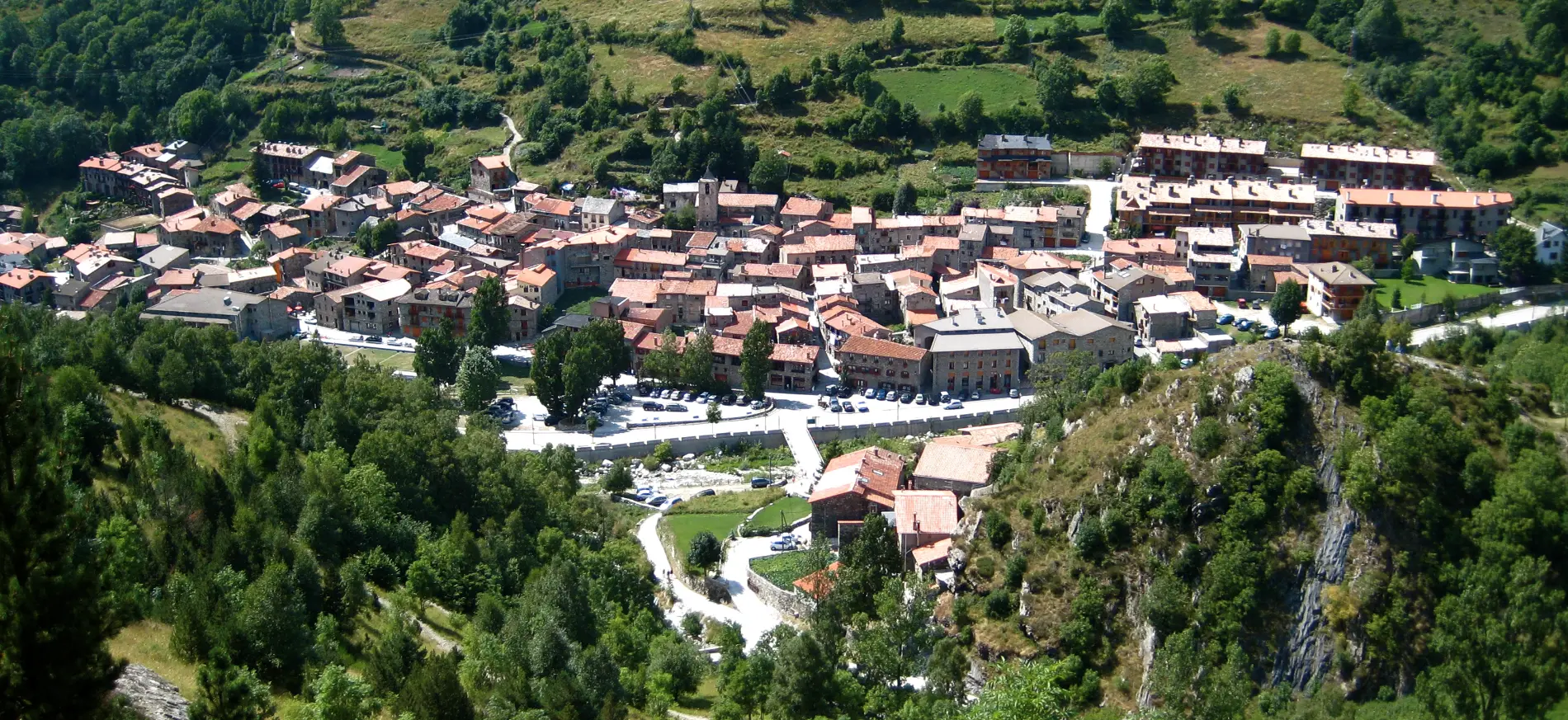 Un poble de pedra al cor del Pirineu